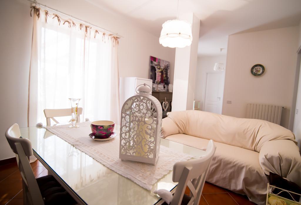 B&B Home Sweet Home Rosolini Eksteriør billede